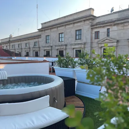 Montreal Hotell 3*