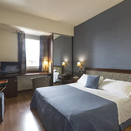Montreal Hotell 3*