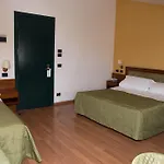 Hotel Montreal Ragusa