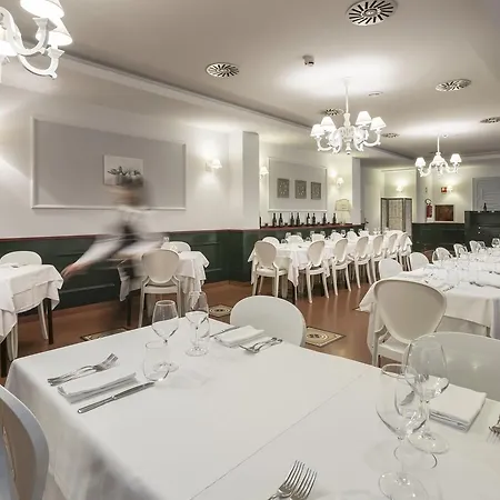 Hotel Montreal